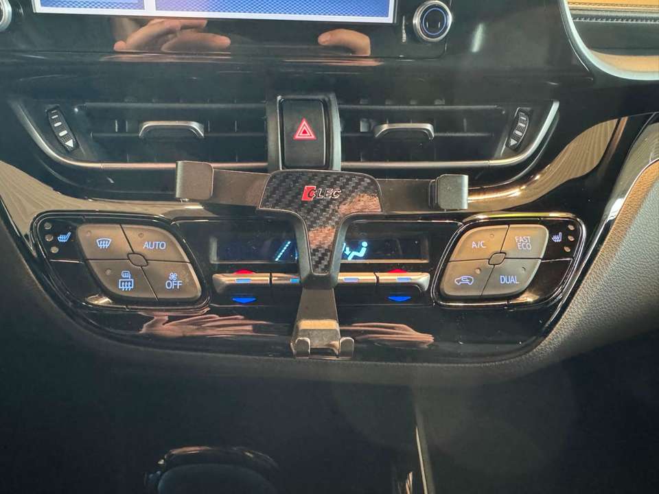 Toyota C-HR - Imagem 12