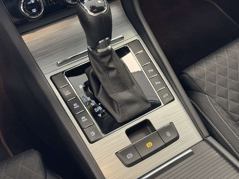 Skoda Superb - Imagem 15