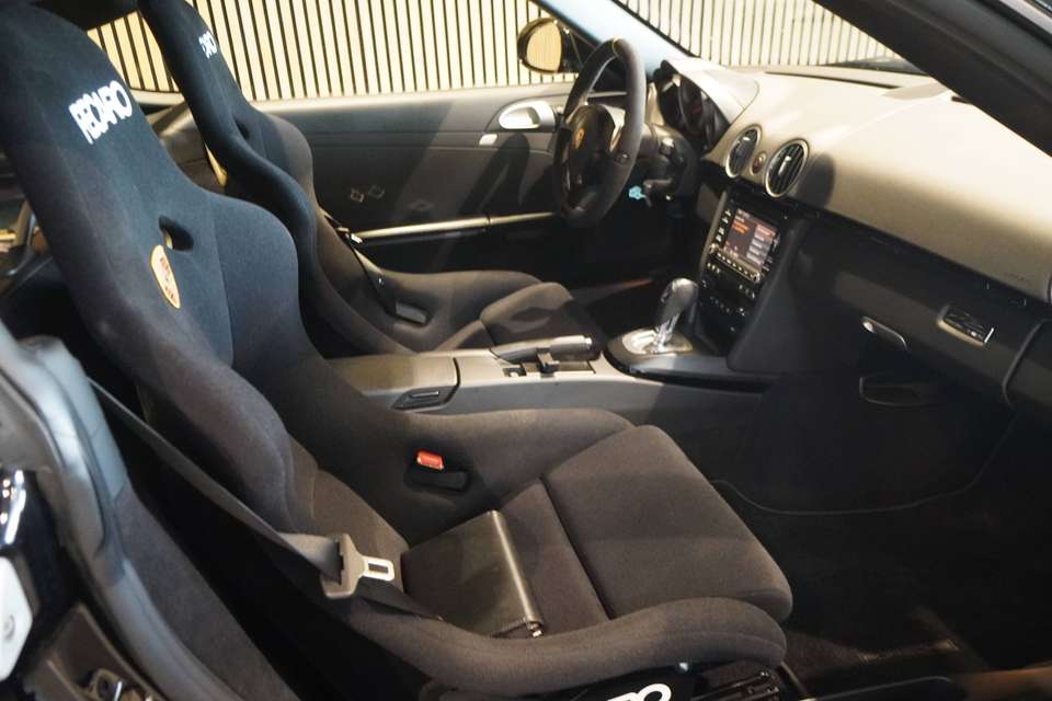 Porsche Cayman - Imagem 10