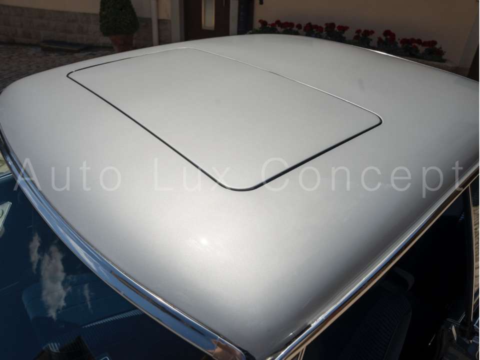Mercedes-Benz 500 - Imagem 10