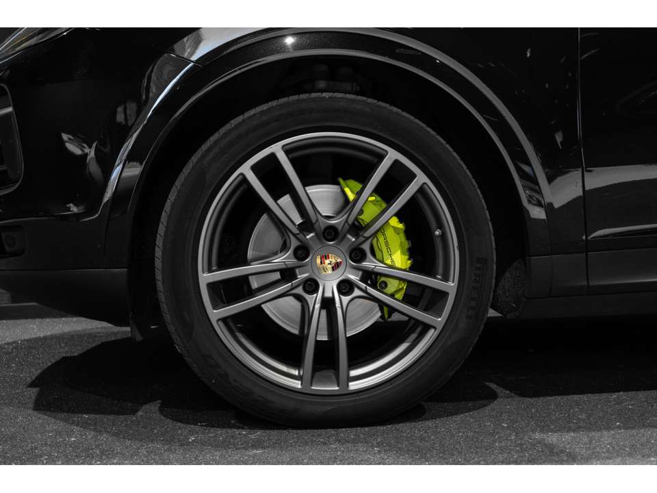 Porsche Cayenne - Imagem 8