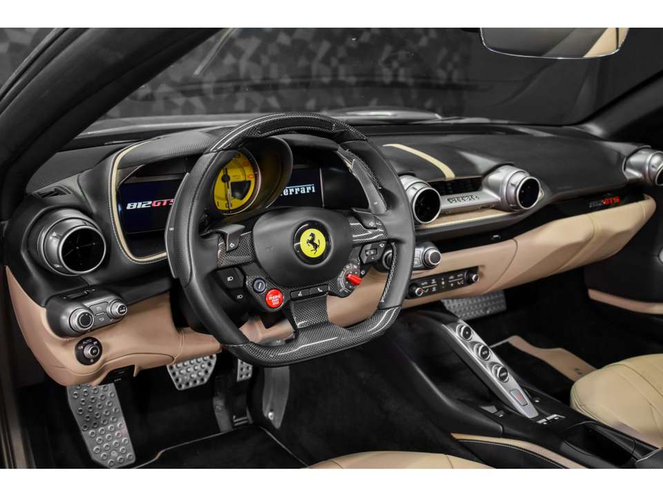 Ferrari 812 - Imagem 9