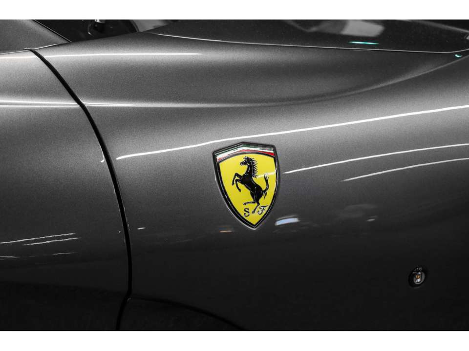 Ferrari 812 - Imagem 12