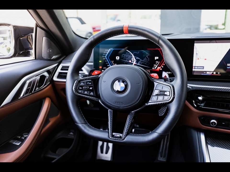 BMW M4 - Imagem 11