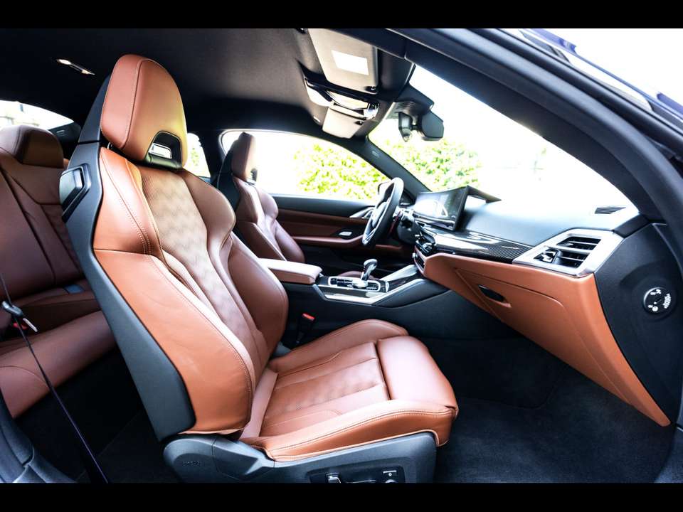 BMW M4 - Imagem 13