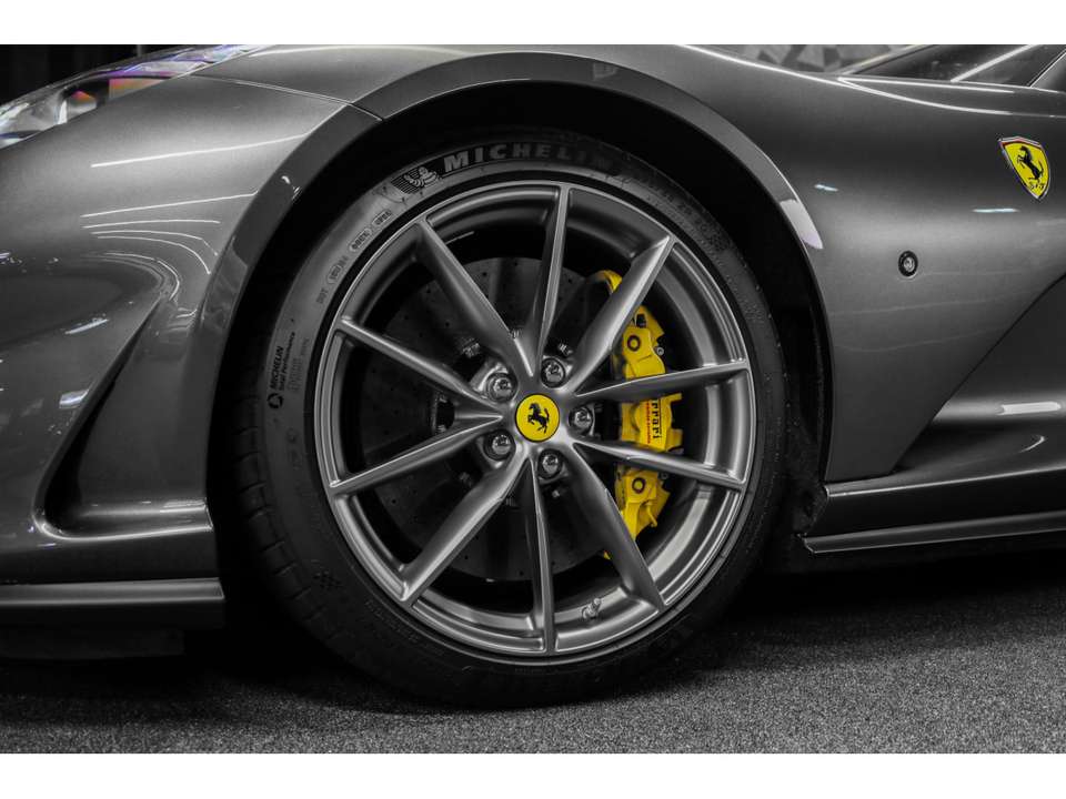 Ferrari 812 - Imagem 15