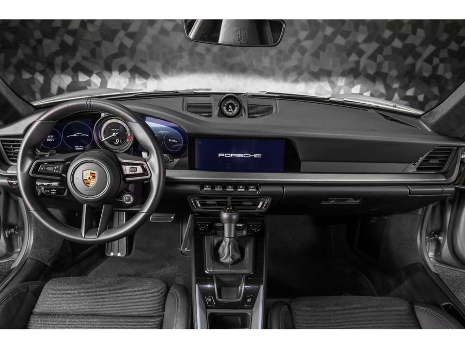Porsche 992 - Imagem 14
