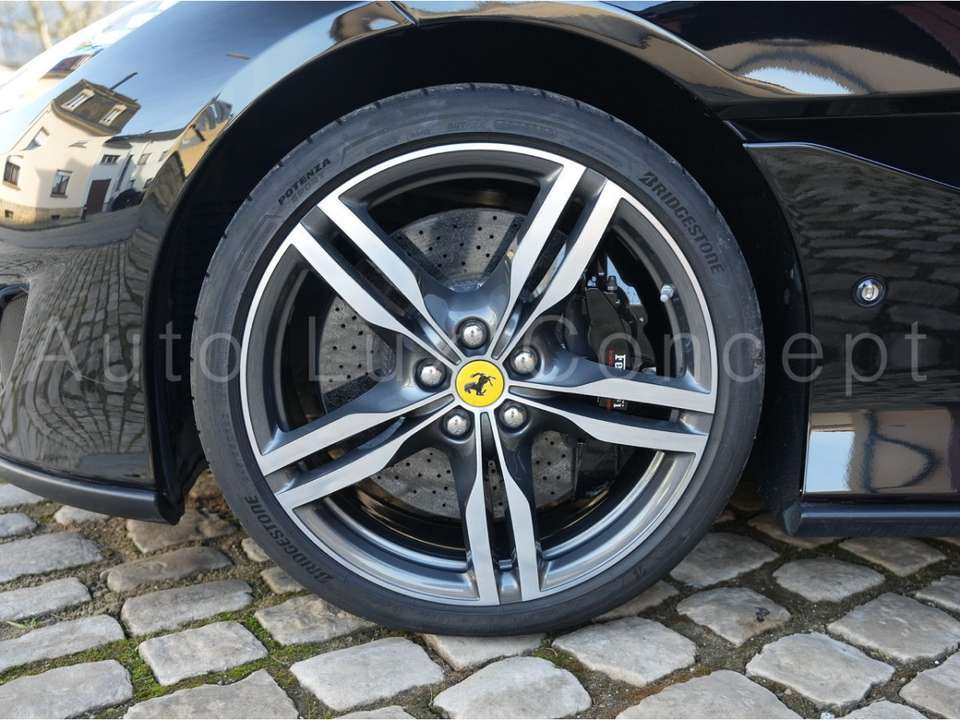 Ferrari Portofino - Imagem 12