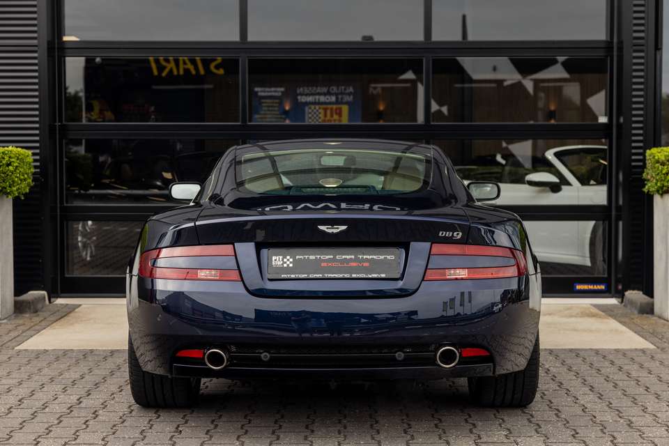 Aston Martin DB9 - Imagem 7