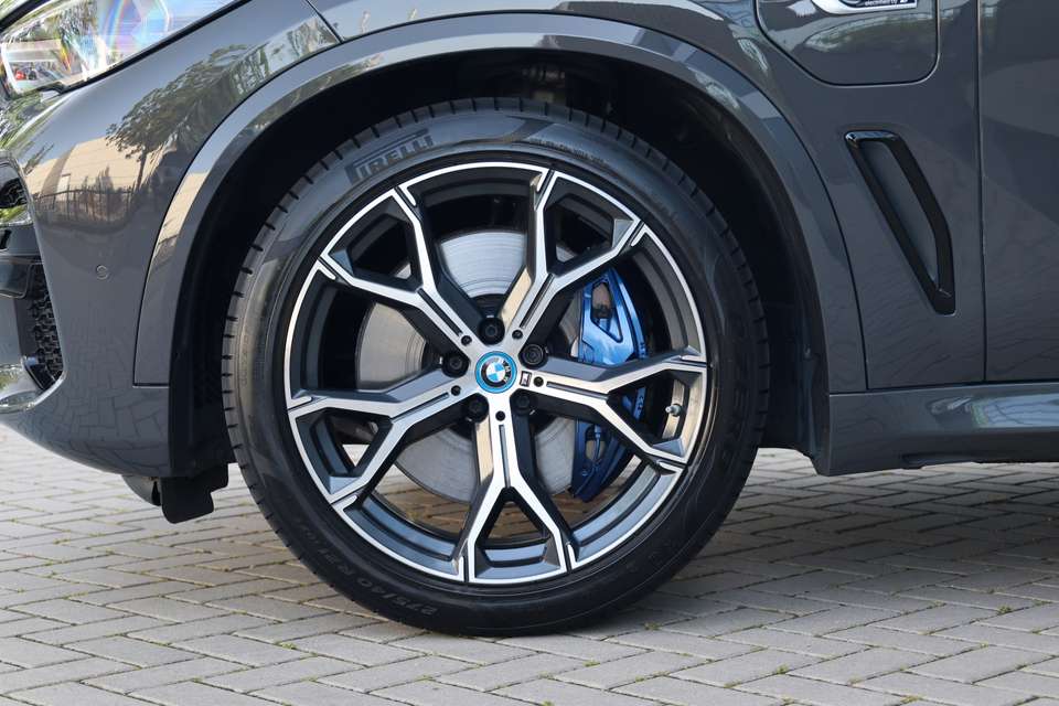 BMW X5 - Imagem 11