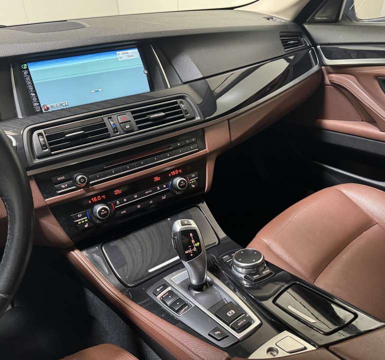 BMW 520 - Imagem 12