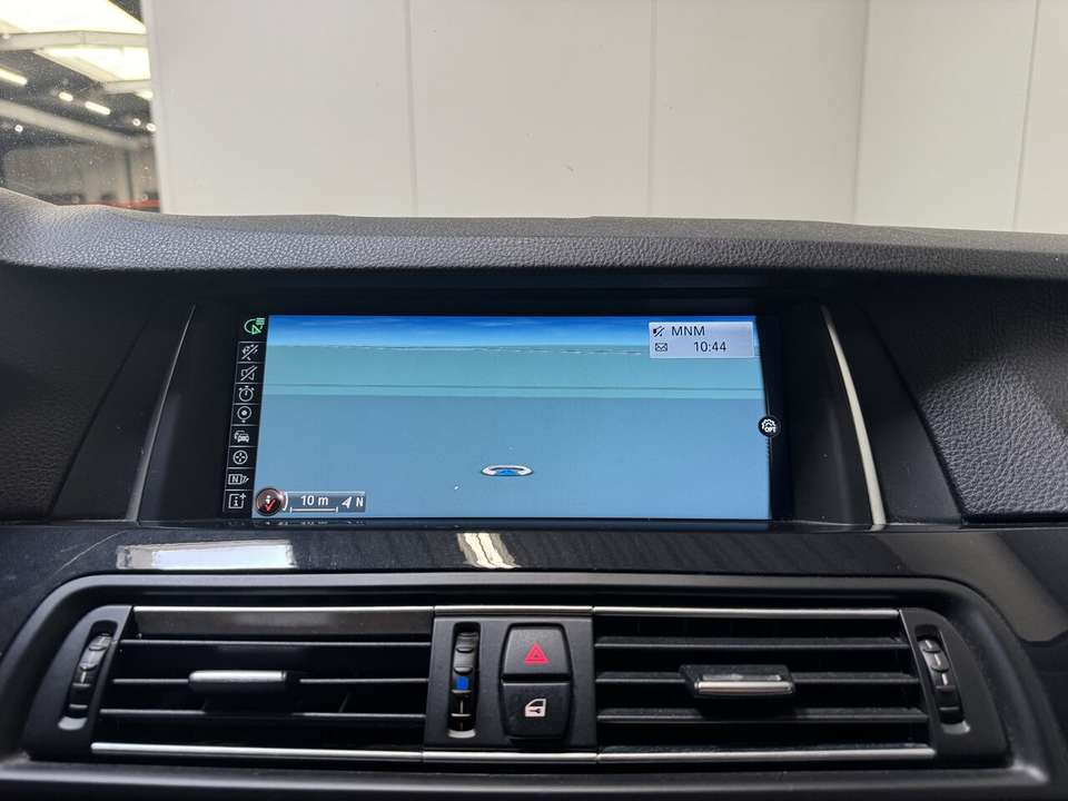 BMW 520 - Imagem 14