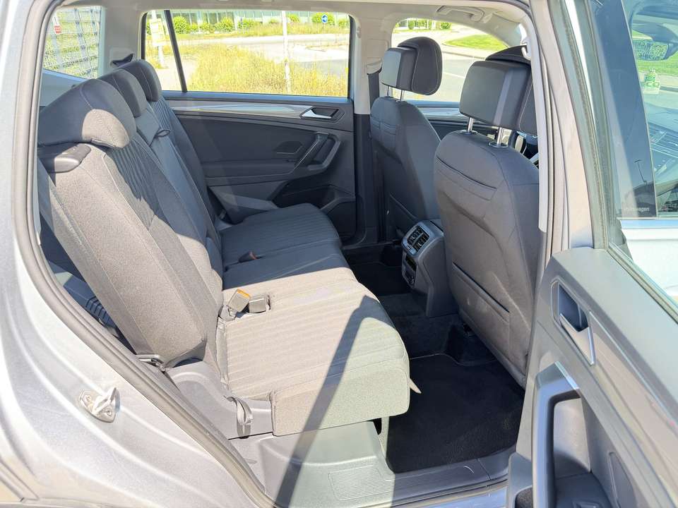 Volkswagen Tiguan Allspace - Imagem 11