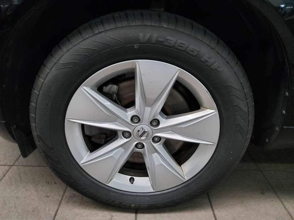 Volvo XC60 - Imagem 11
