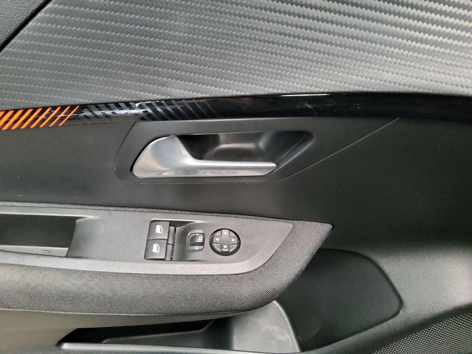 Peugeot 208 - Imagem 9