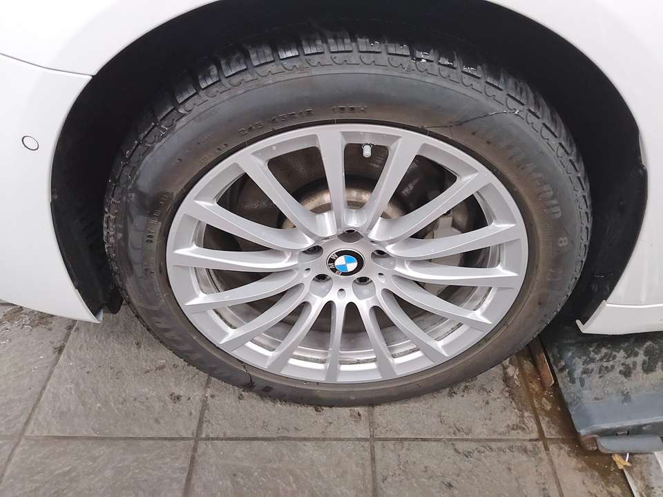 BMW 530 - Imagem 11