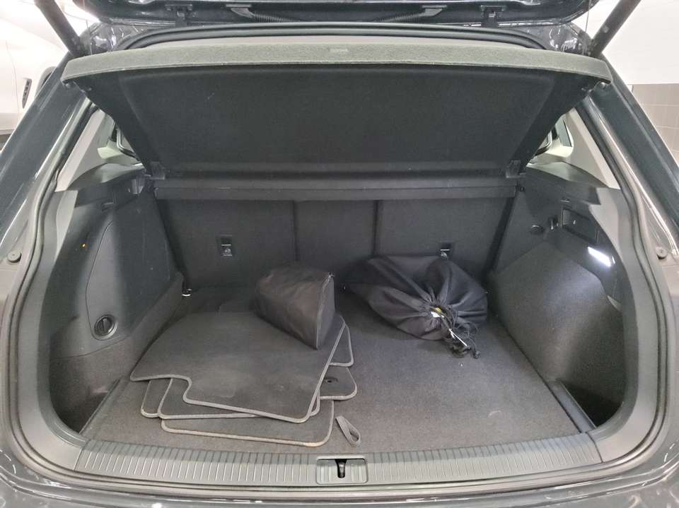 Volkswagen Tiguan - Imagem 12