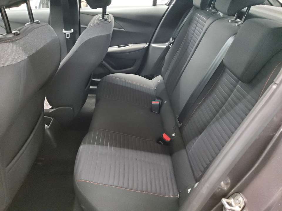 Peugeot 208 - Imagem 13