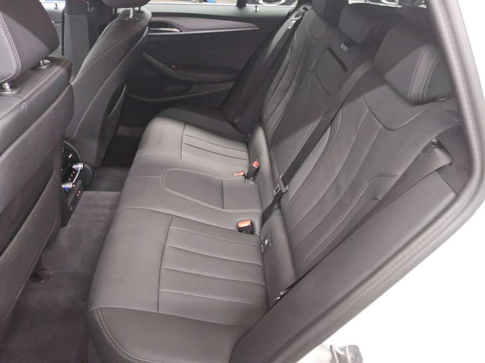 BMW 530 - Imagem 13