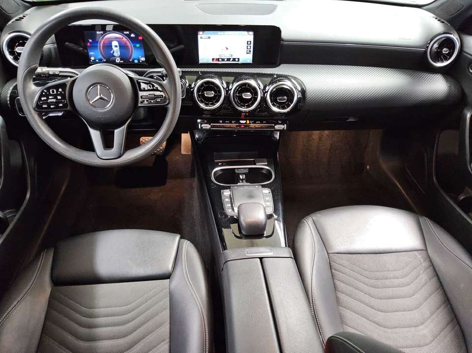 Mercedes-Benz A 180 - Imagem 5