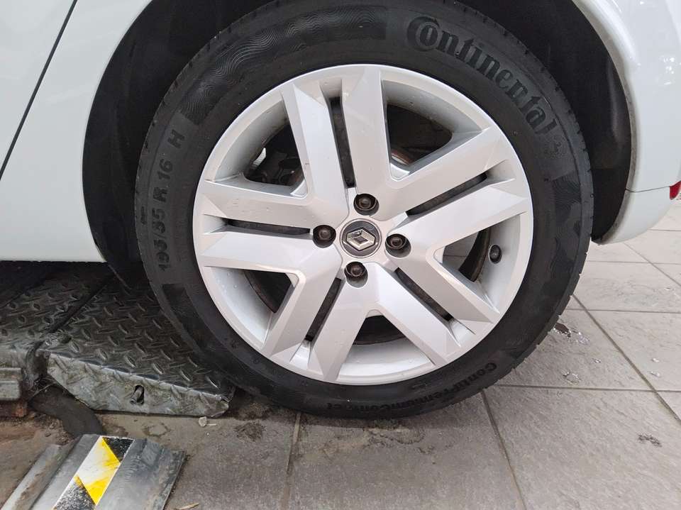 Renault Clio - Imagem 10