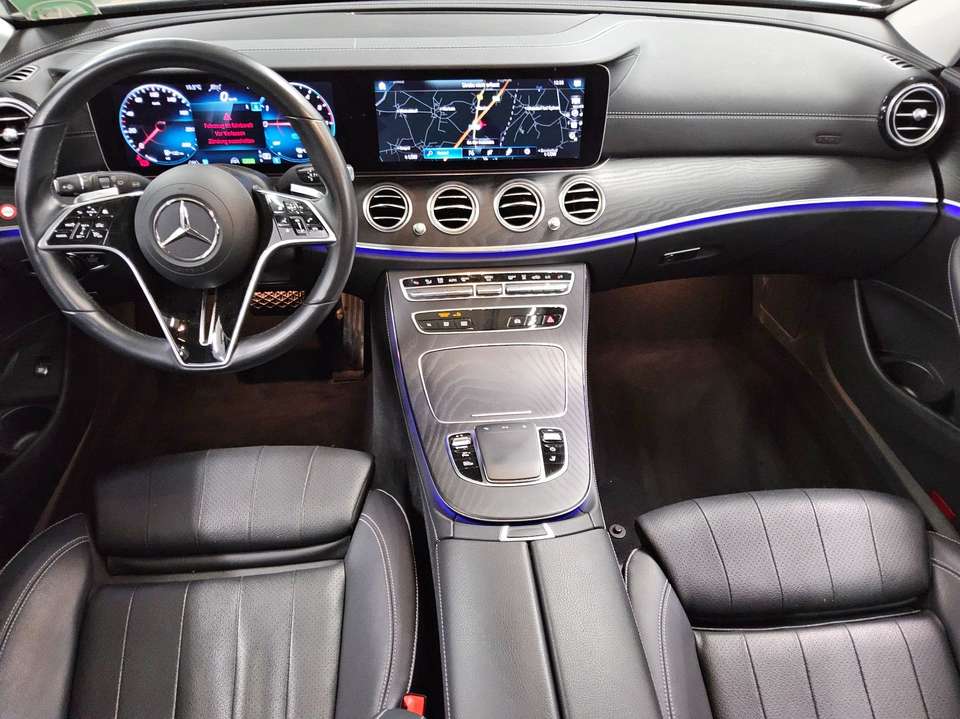 Mercedes-Benz E 300 - Imagem 5