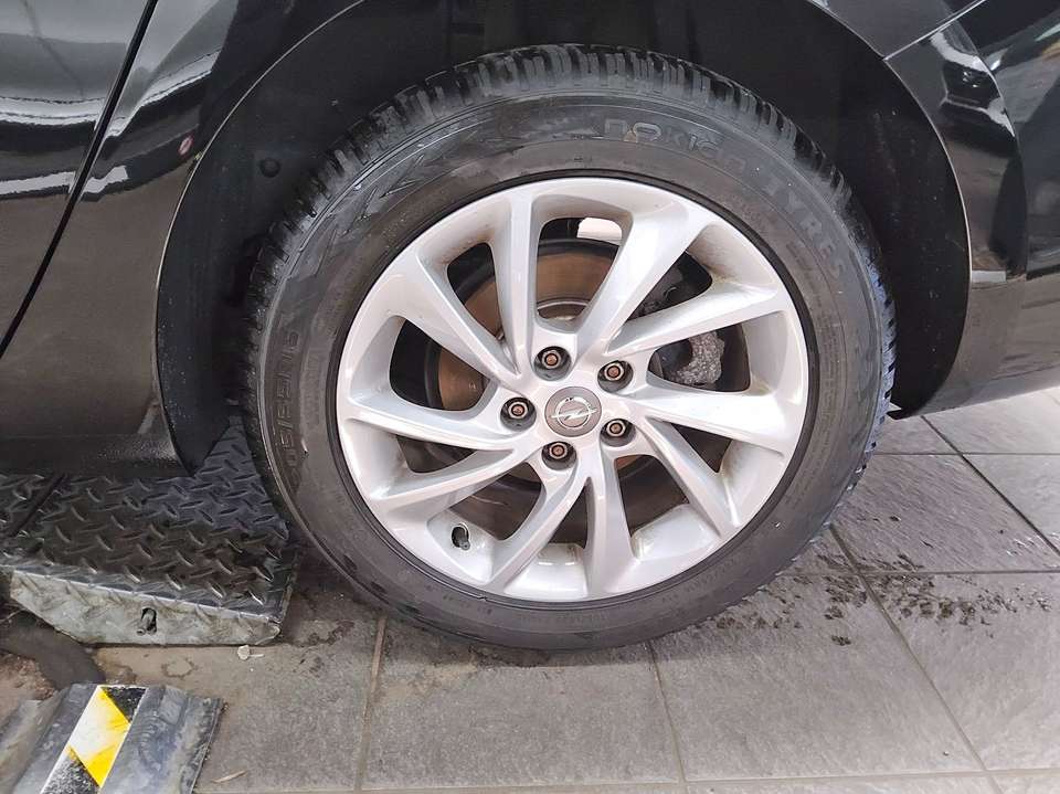 Opel Astra - Imagem 10
