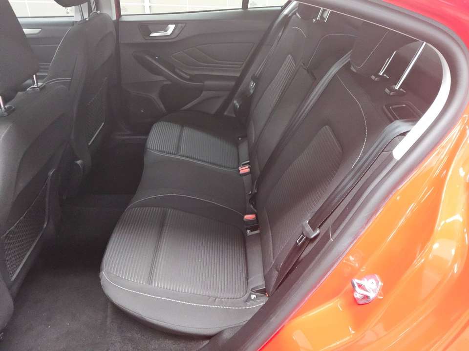 Ford Focus - Imagem 12