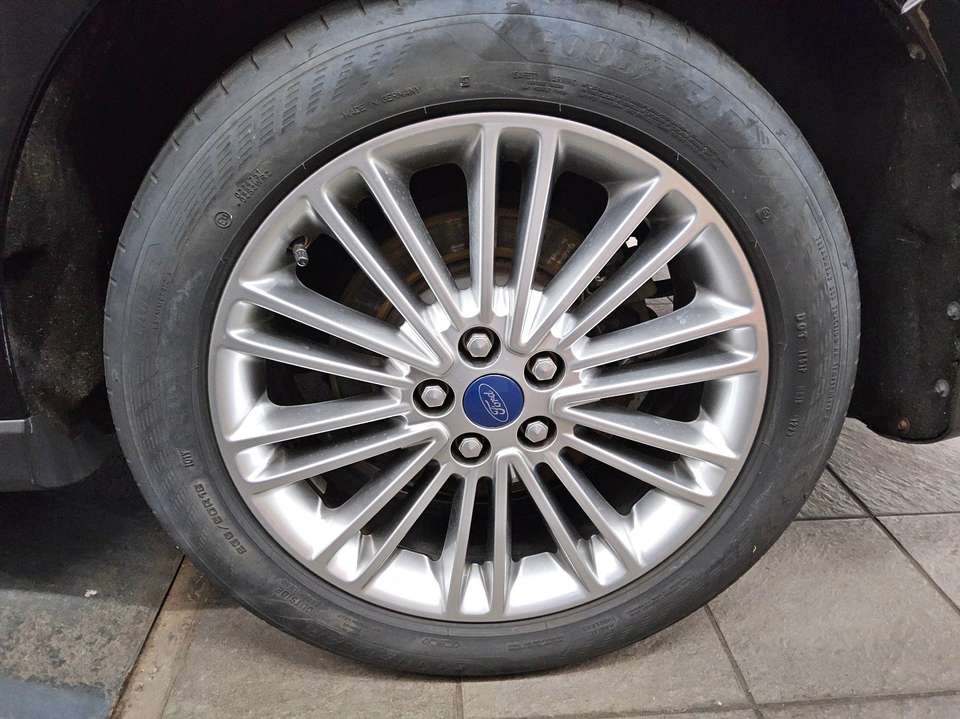 Ford Galaxy - Imagem 10