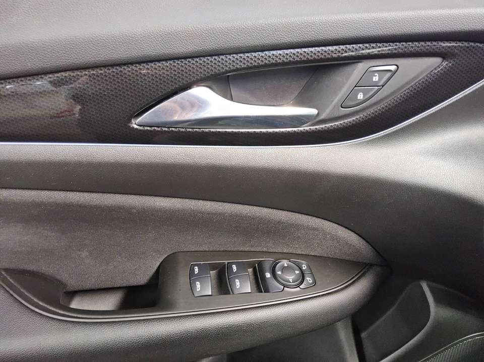 Opel Insignia - Imagem 9
