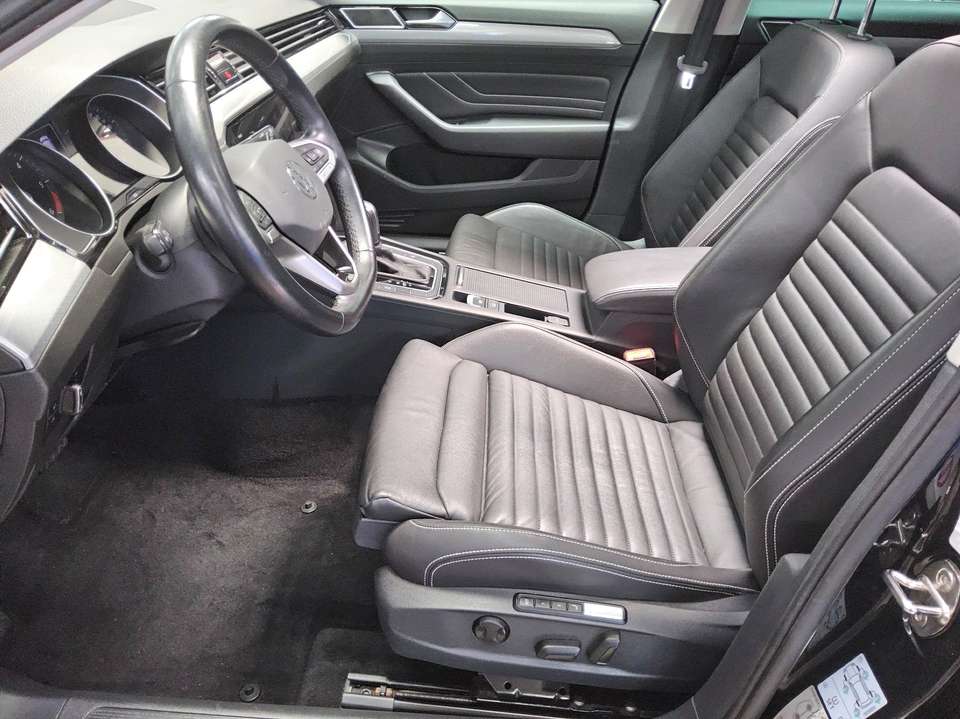 Volkswagen Passat Variant - Imagem 8
