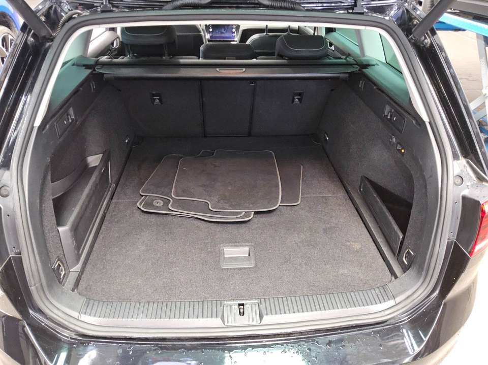 Volkswagen Passat Variant - Imagem 11