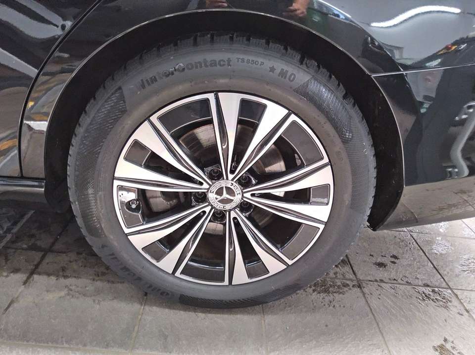 Mercedes-Benz C 220 - Imagem 11