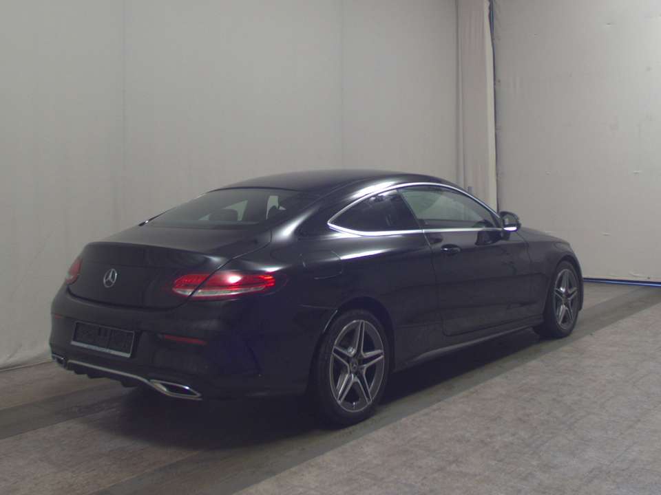 Mercedes-Benz C 220 - Imagem 4