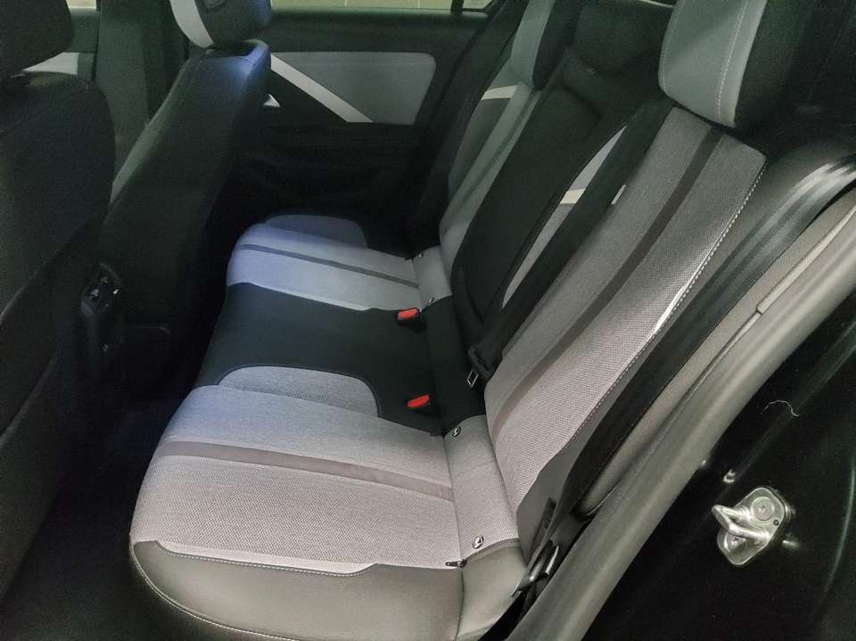 Opel Astra - Imagem 13