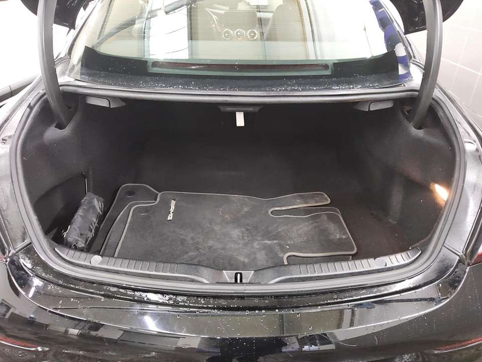 Mercedes-Benz C 220 - Imagem 12
