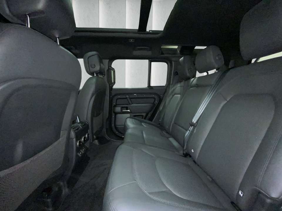 Land Rover Defender - Imagem 8