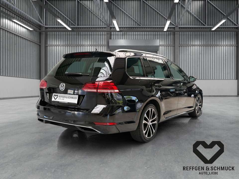 Volkswagen Golf Variant - Imagem 9
