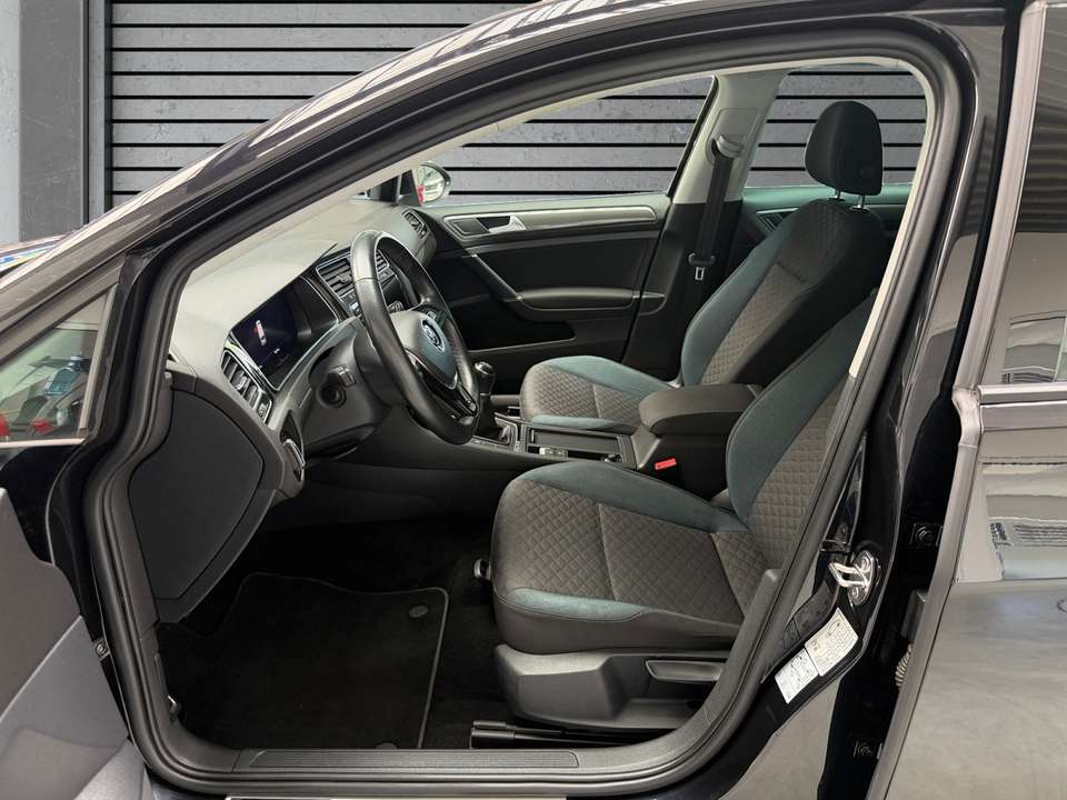 Volkswagen Golf Variant - Imagem 10