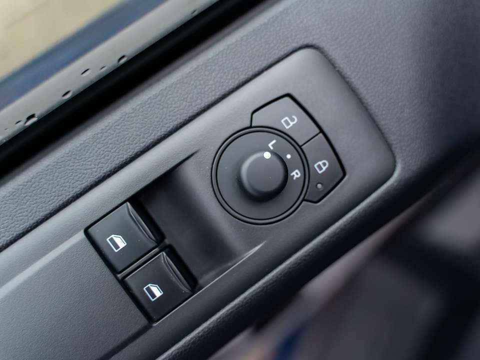 Ford Transit Custom - Imagem 18