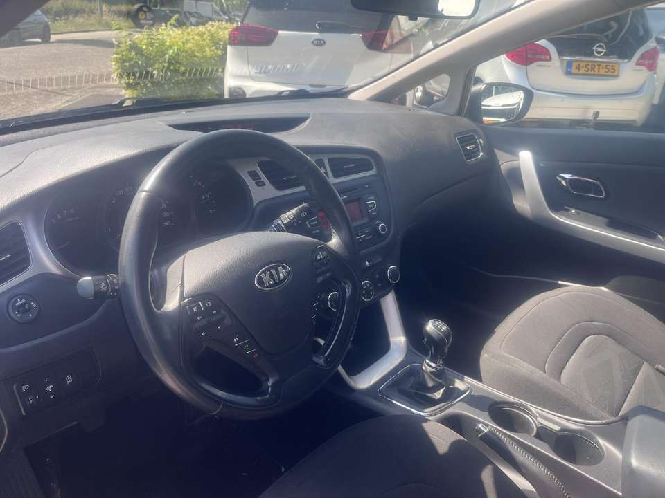Kia Ceed SW / cee'd SW - Imagem 7