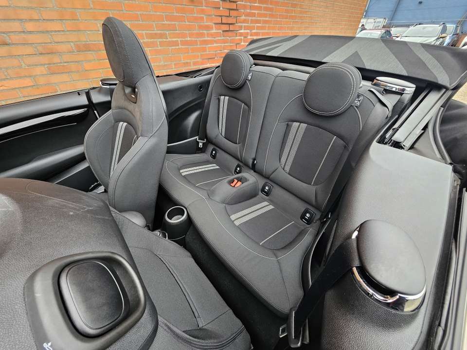 MINI Cooper S Cabrio - Imagem 6