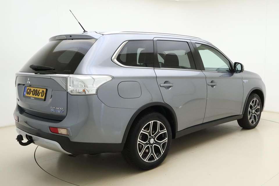 Mitsubishi Outlander - Imagem 2