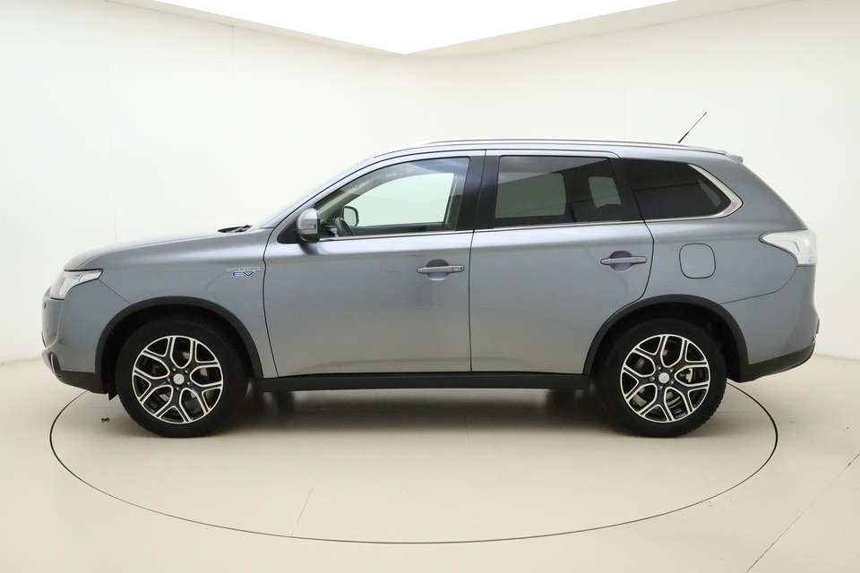Mitsubishi Outlander - Imagem 5