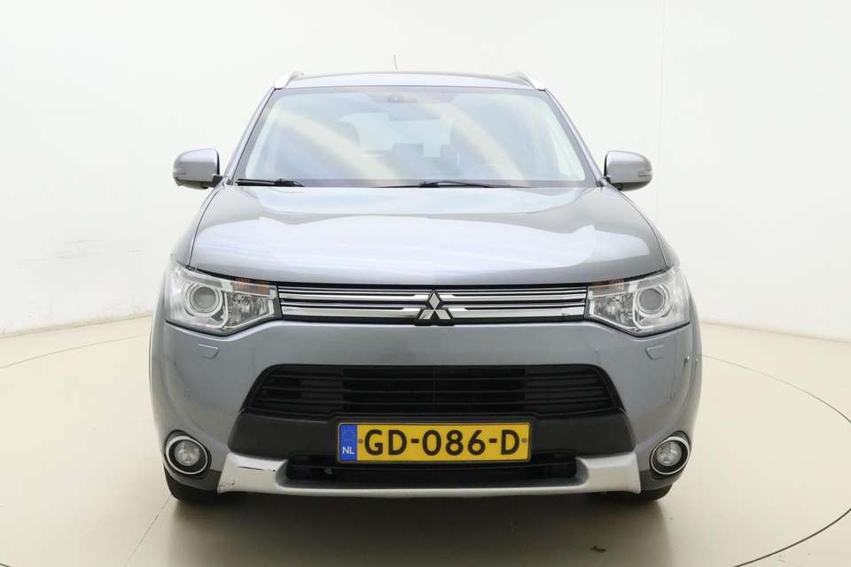 Mitsubishi Outlander - Imagem 6