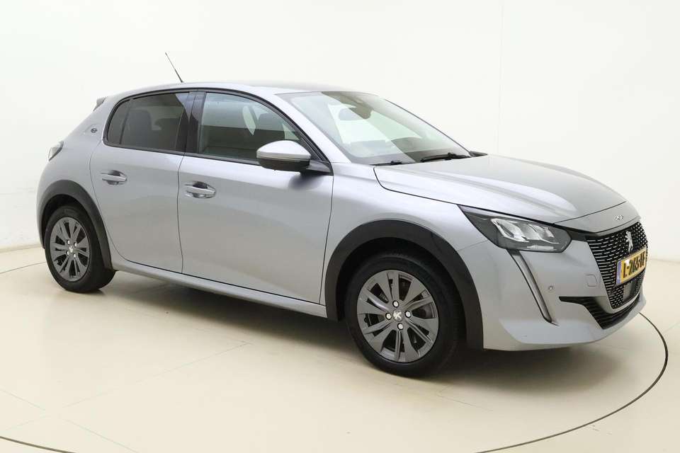 Peugeot e-208 - Imagem 8