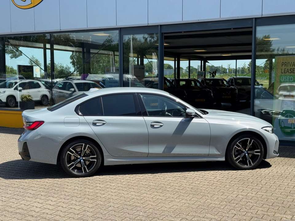 BMW 320 - Imagem 6