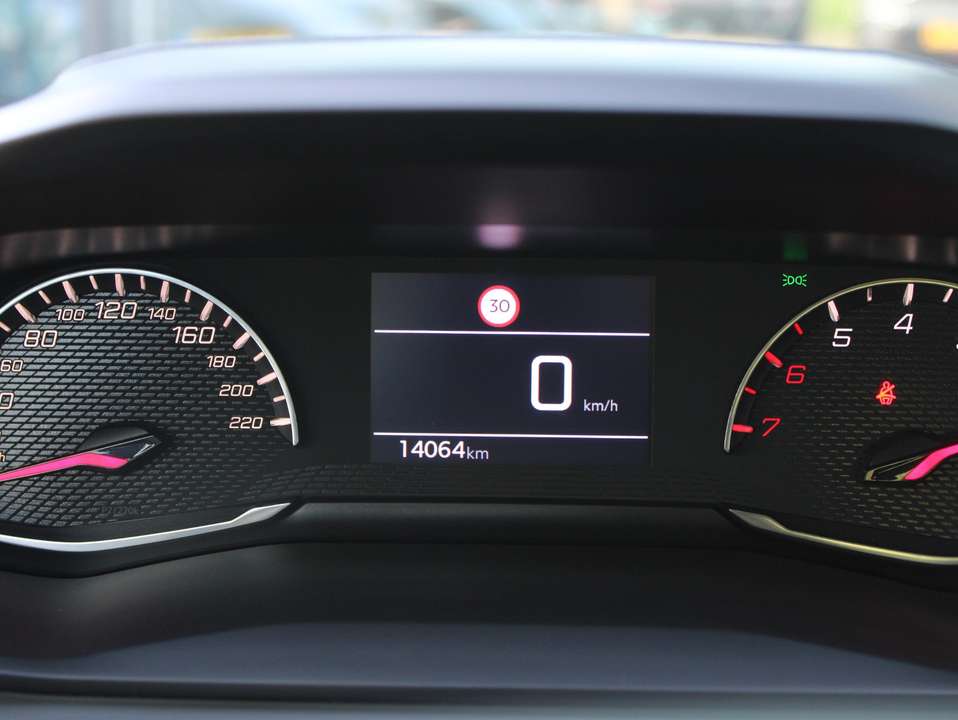 Peugeot 208 - Imagem 15