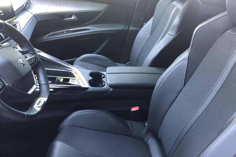 Peugeot 3008 - Imagem 12