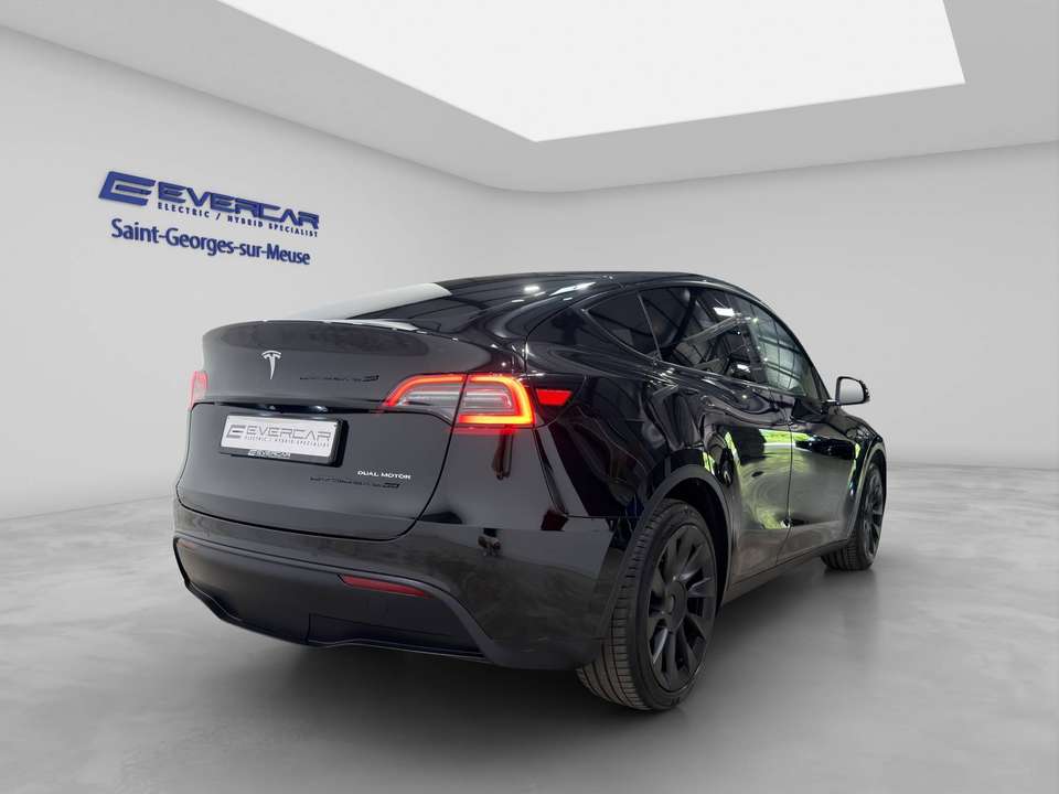 Tesla Model Y - Imagem 4